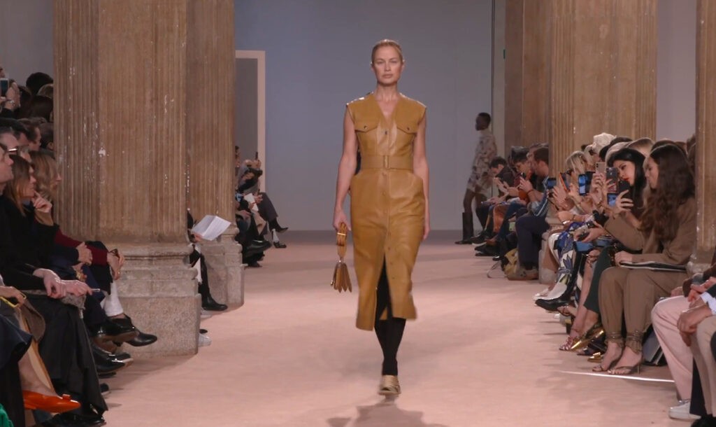 Brown leather attractive vintage look Salvatore Ferragamo Autumn Winter 2020