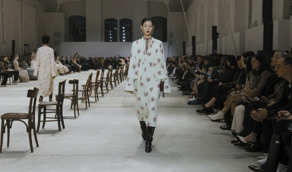 Stunning floral dress and a blazer for women. Refined Design with Jil Sander Fall Winter 2020